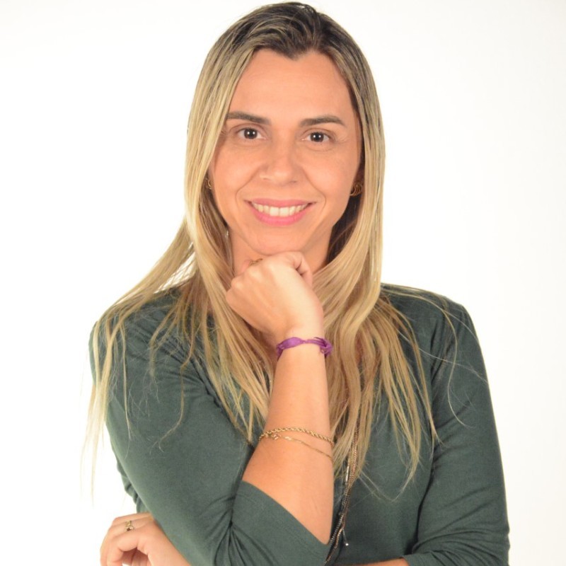 Liana Campelo