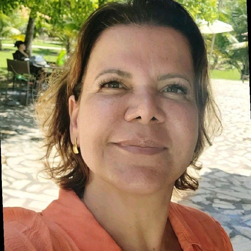 Ariádene Marília Souza