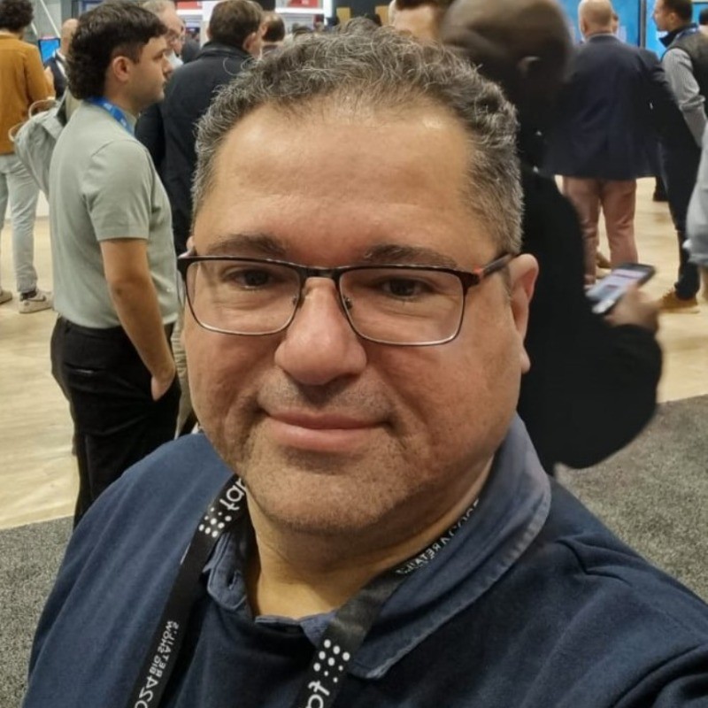 Claudio Lemos