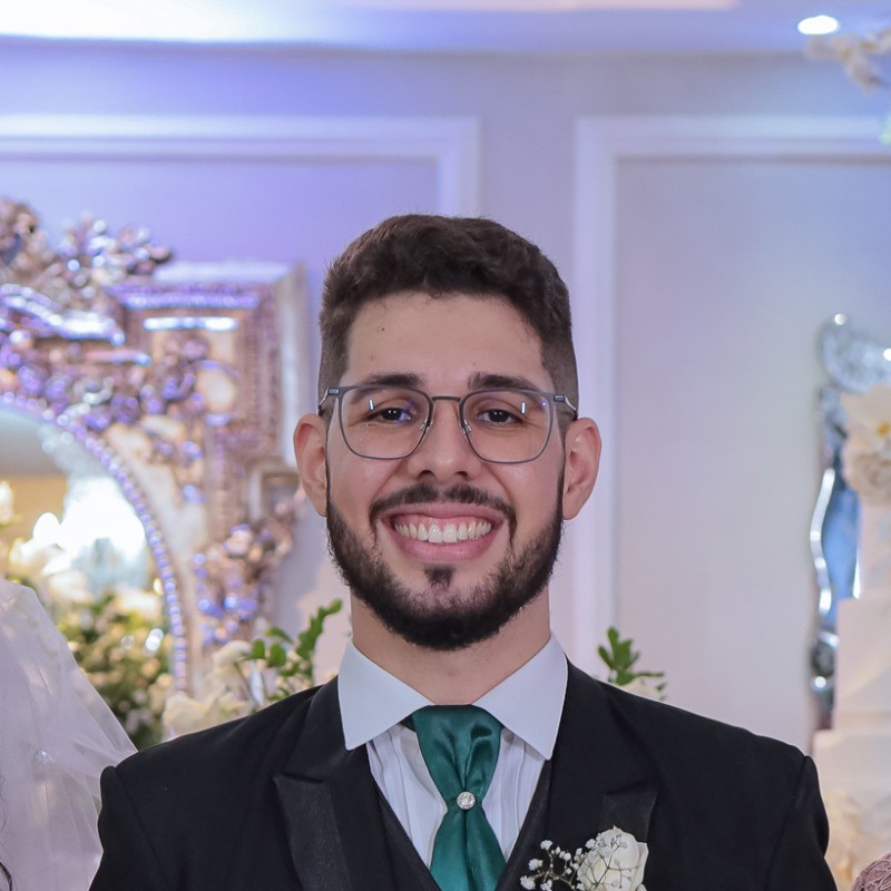 Vinícius V.