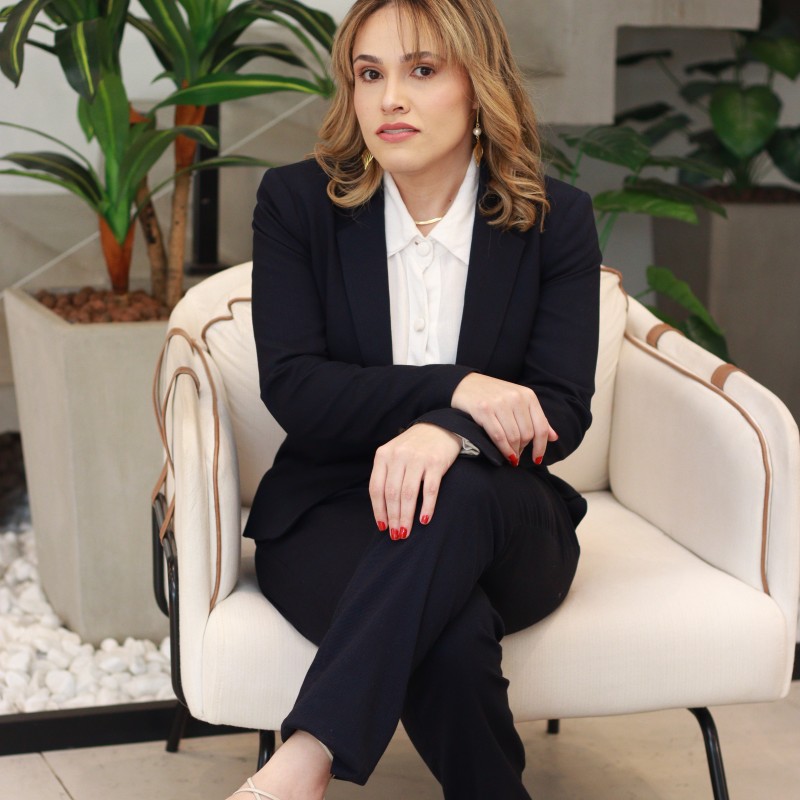 Meirieli R.